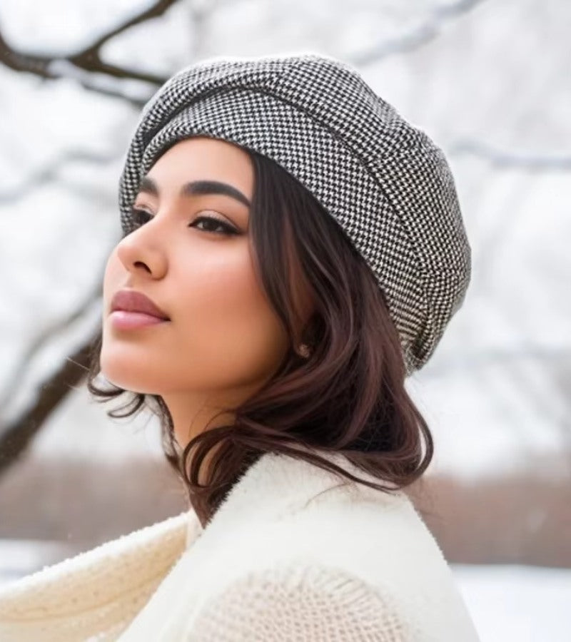 Classic Parisian beret for women