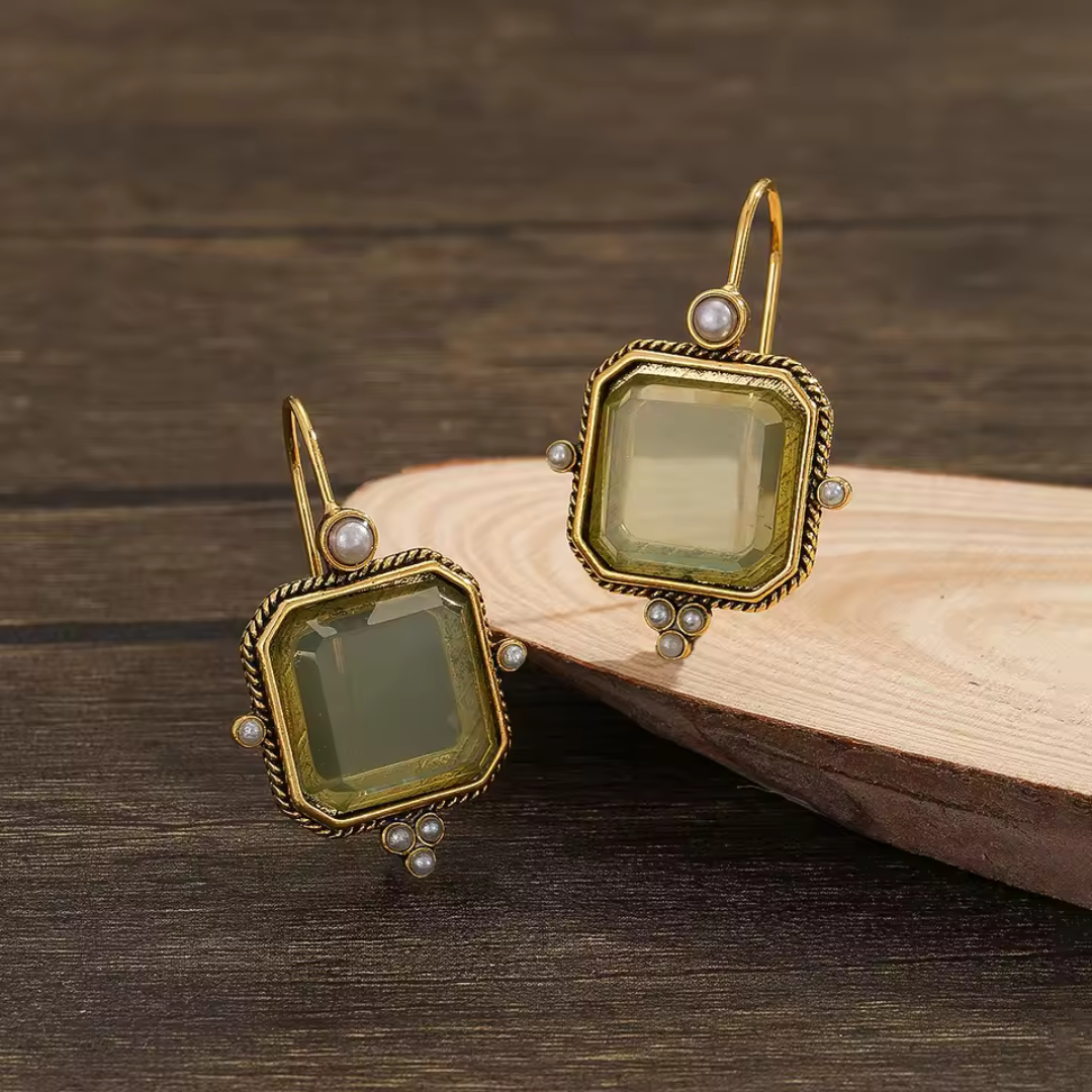 Maeble Vintage Earrings with Green Stone and Pearl