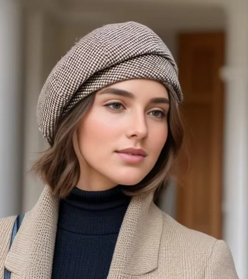 Classic Parisian beret for women