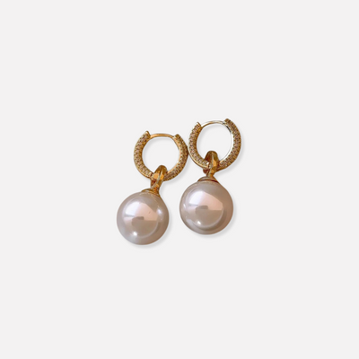 Mila Elegant Pearl Earrings